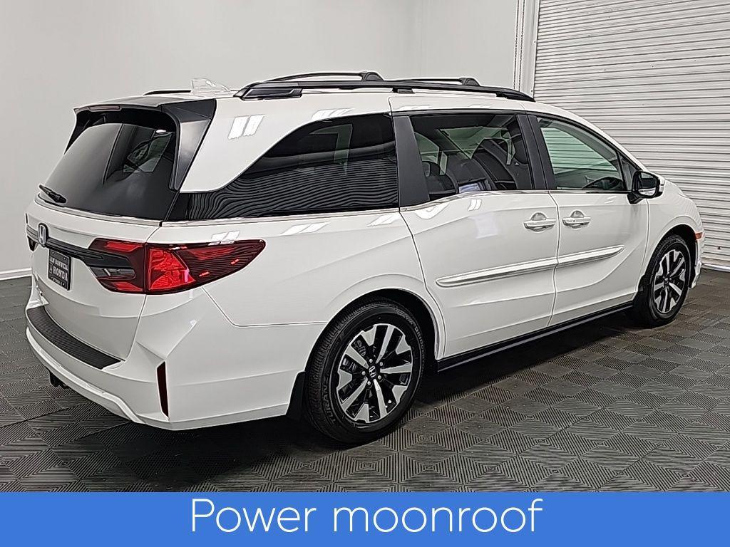 new 2026 Honda Odyssey car, priced at $46,095