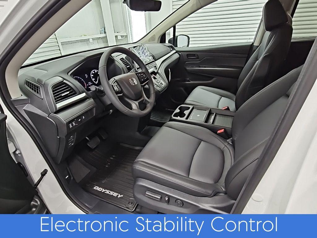new 2026 Honda Odyssey car, priced at $46,095