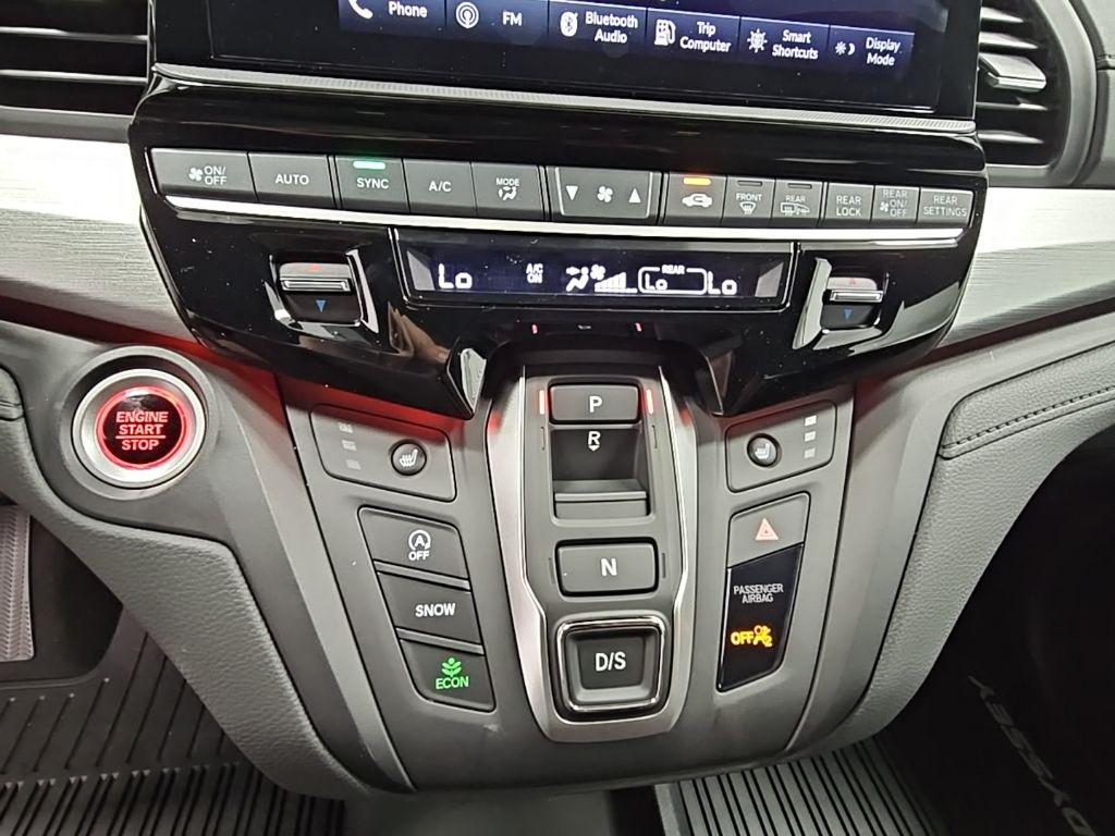 new 2025 Honda Odyssey car, priced at $44,820