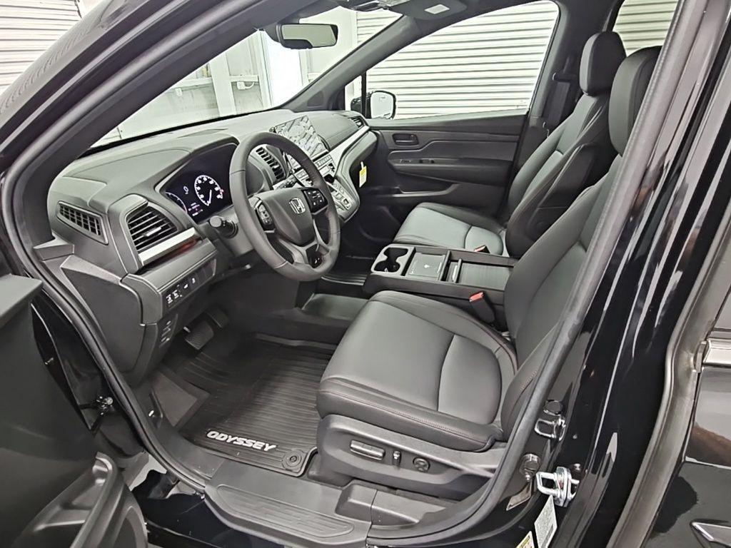 new 2025 Honda Odyssey car, priced at $44,820