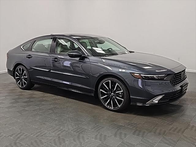 new 2025 Honda Accord Hybrid car, priced at $40,450