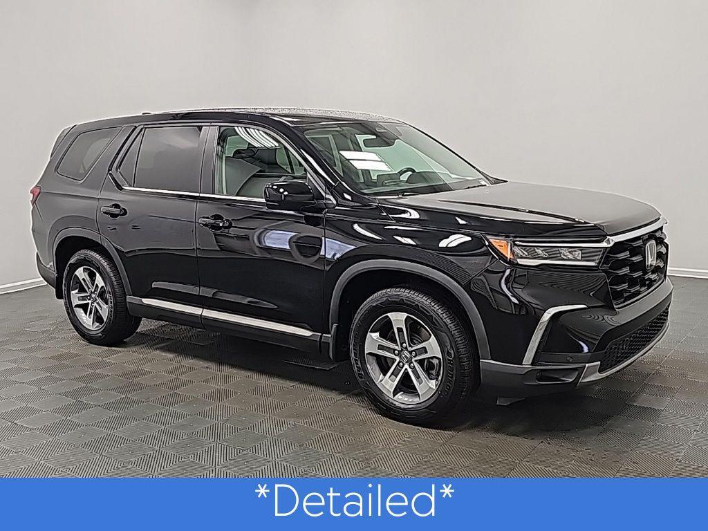 used 2023 Honda Pilot car, priced at $31,500