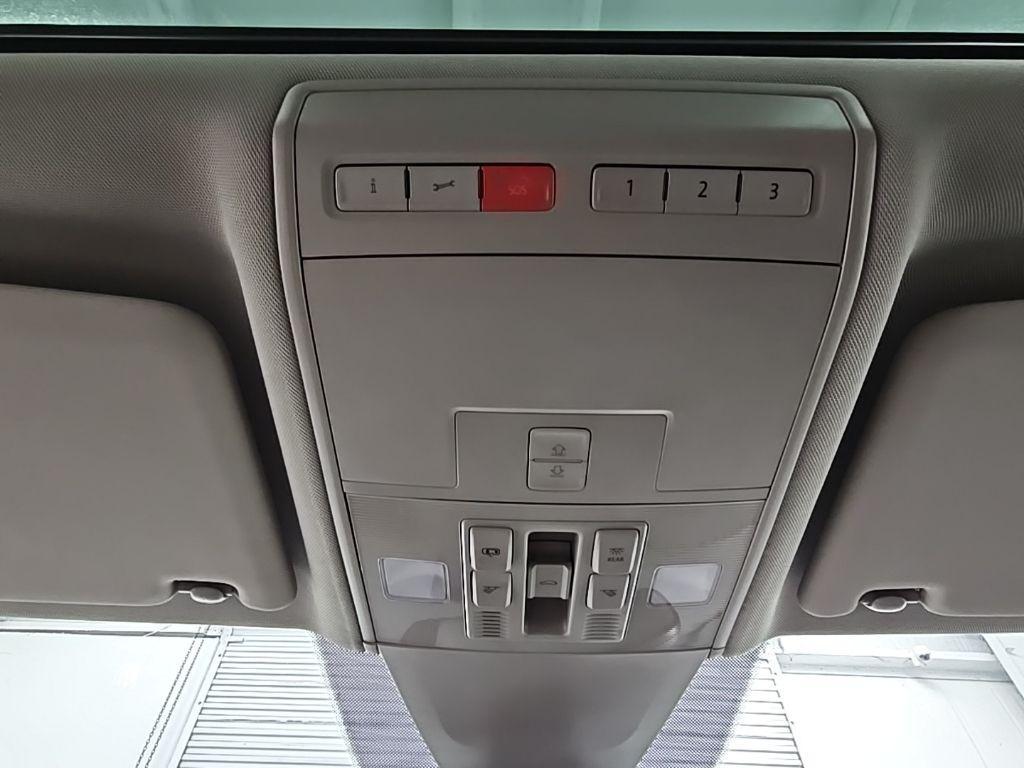 used 2019 Volkswagen Atlas car, priced at $17,000