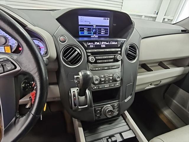 used 2013 Honda Pilot car, priced at $14,000