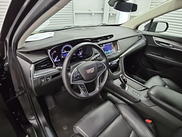 used 2017 Cadillac XT5 car, priced at $12,000