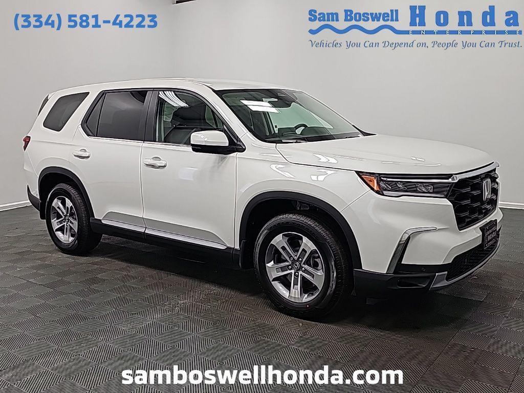 new 2025 Honda Pilot car, priced at $47,550