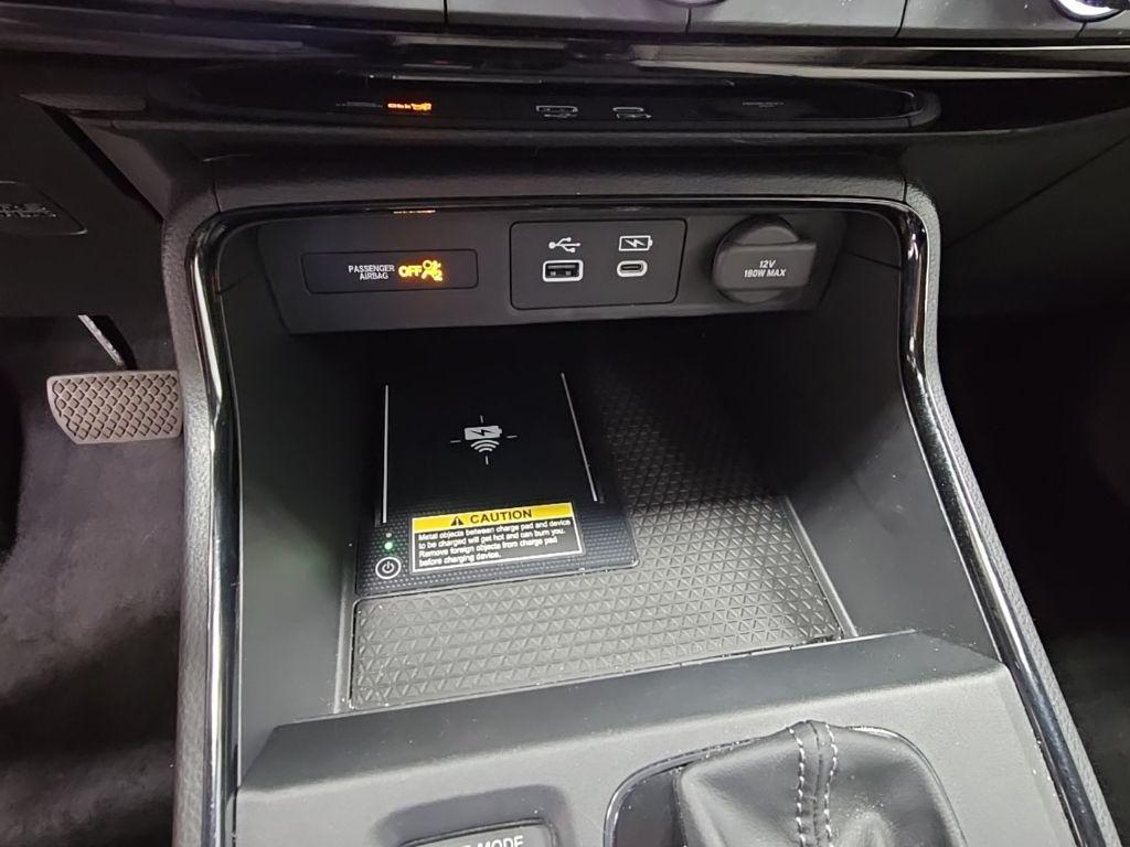 used 2023 Honda CR-V car, priced at $31,000