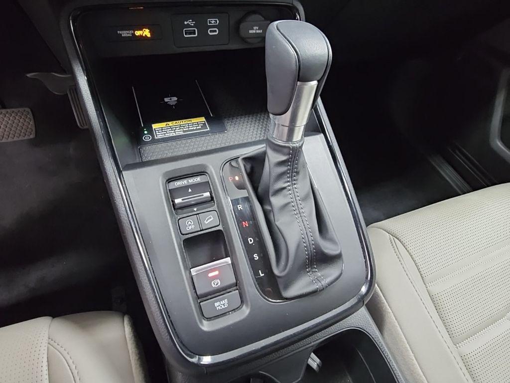 used 2023 Honda CR-V car, priced at $31,000