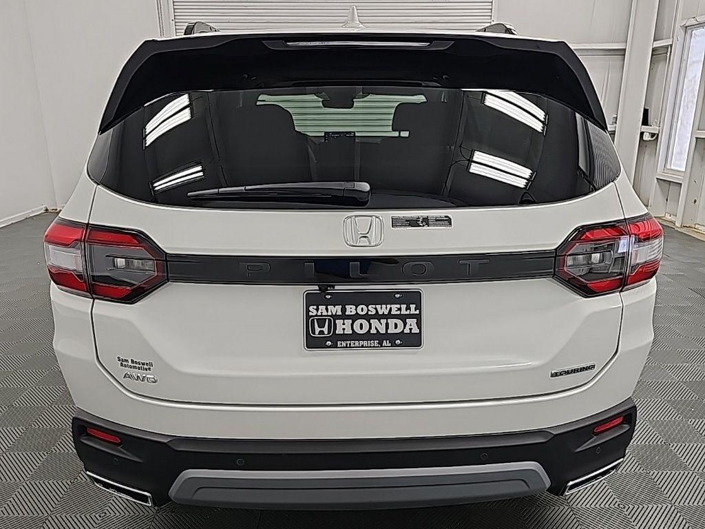 new 2025 Honda Pilot car, priced at $51,550