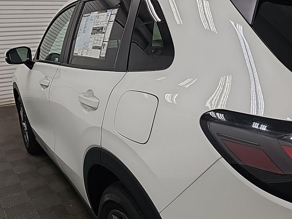 new 2026 Honda HR-V car, priced at $28,105