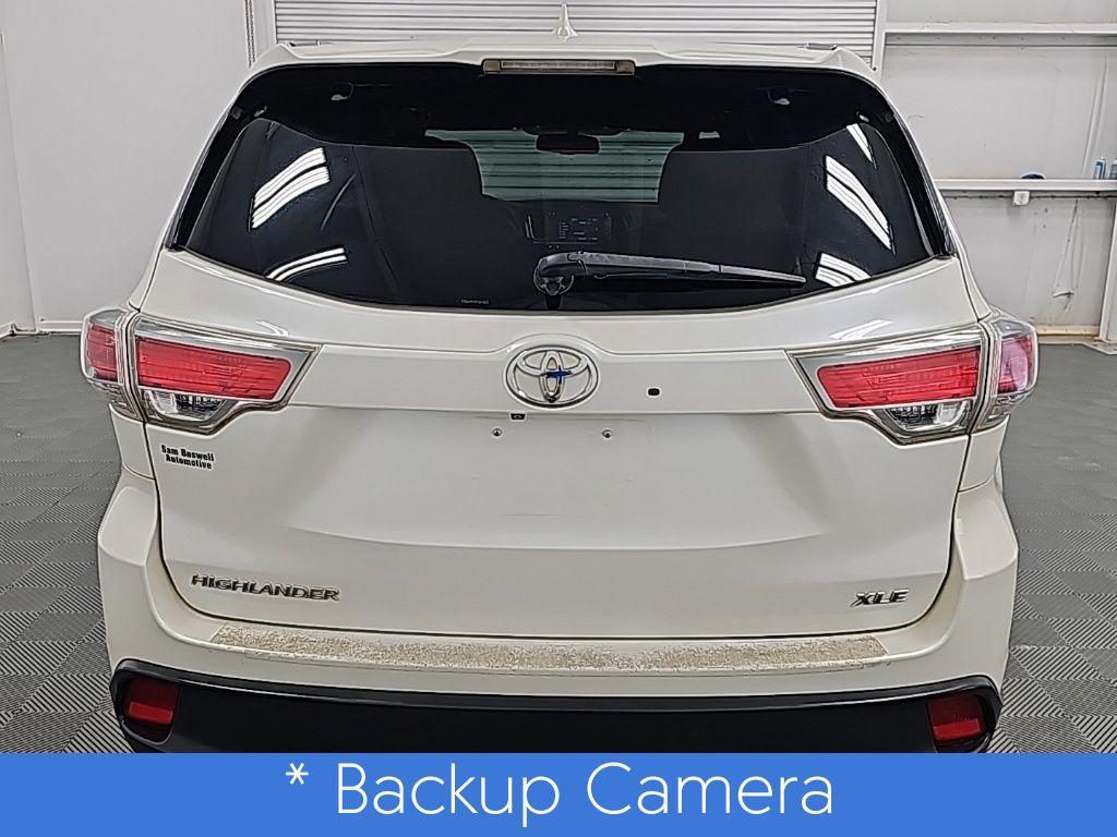 used 2015 Toyota Highlander car, priced at $15,500
