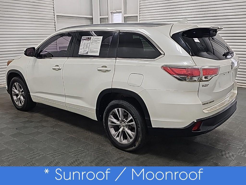 used 2015 Toyota Highlander car, priced at $15,500