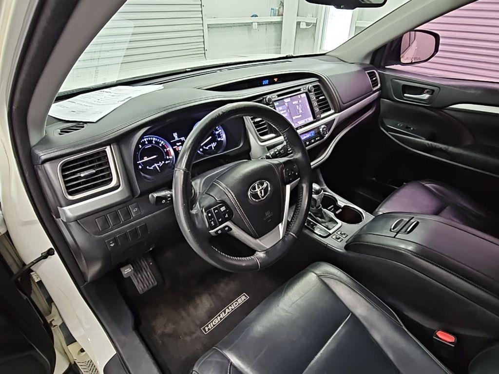 used 2015 Toyota Highlander car, priced at $15,500