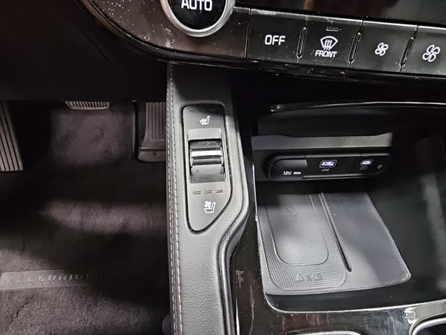used 2024 Kia Telluride car, priced at $32,600