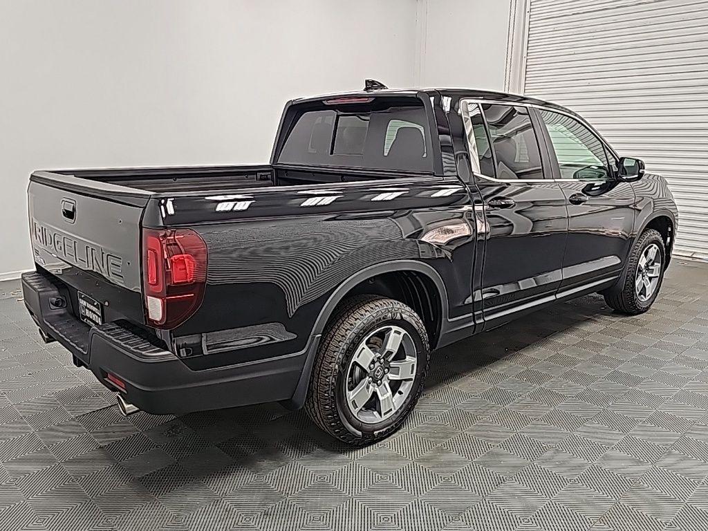 new 2025 Honda Ridgeline car, priced at $42,091
