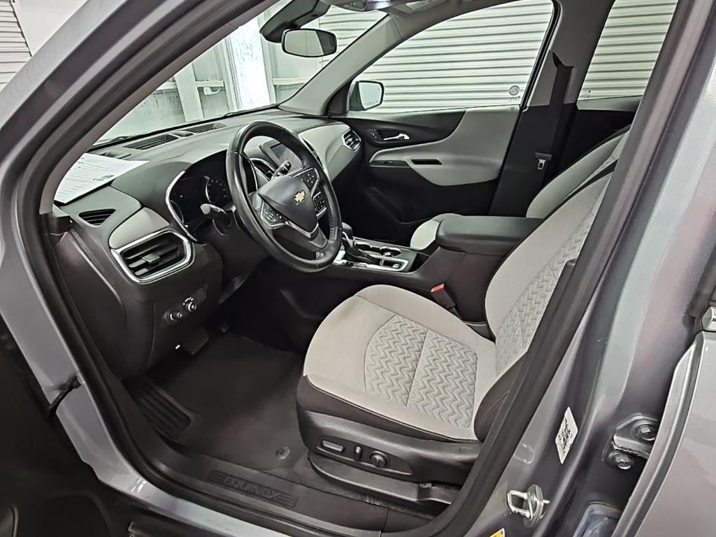 used 2024 Chevrolet Equinox car, priced at $21,000