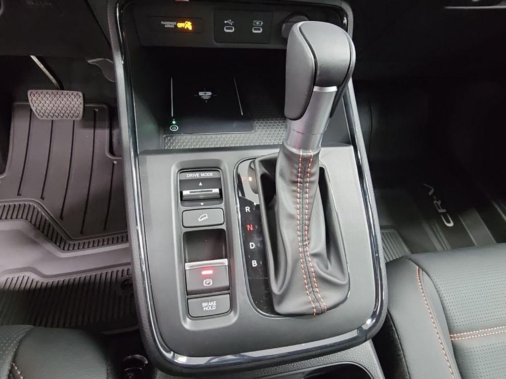 new 2026 Honda CR-V Hybrid car, priced at $39,500