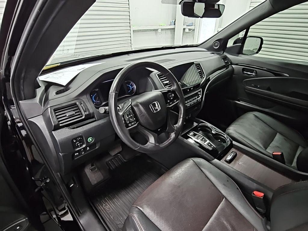 used 2021 Honda Pilot car, priced at $31,300