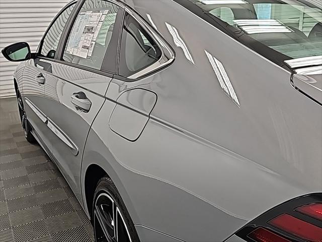 new 2025 Honda Accord Hybrid car, priced at $34,760