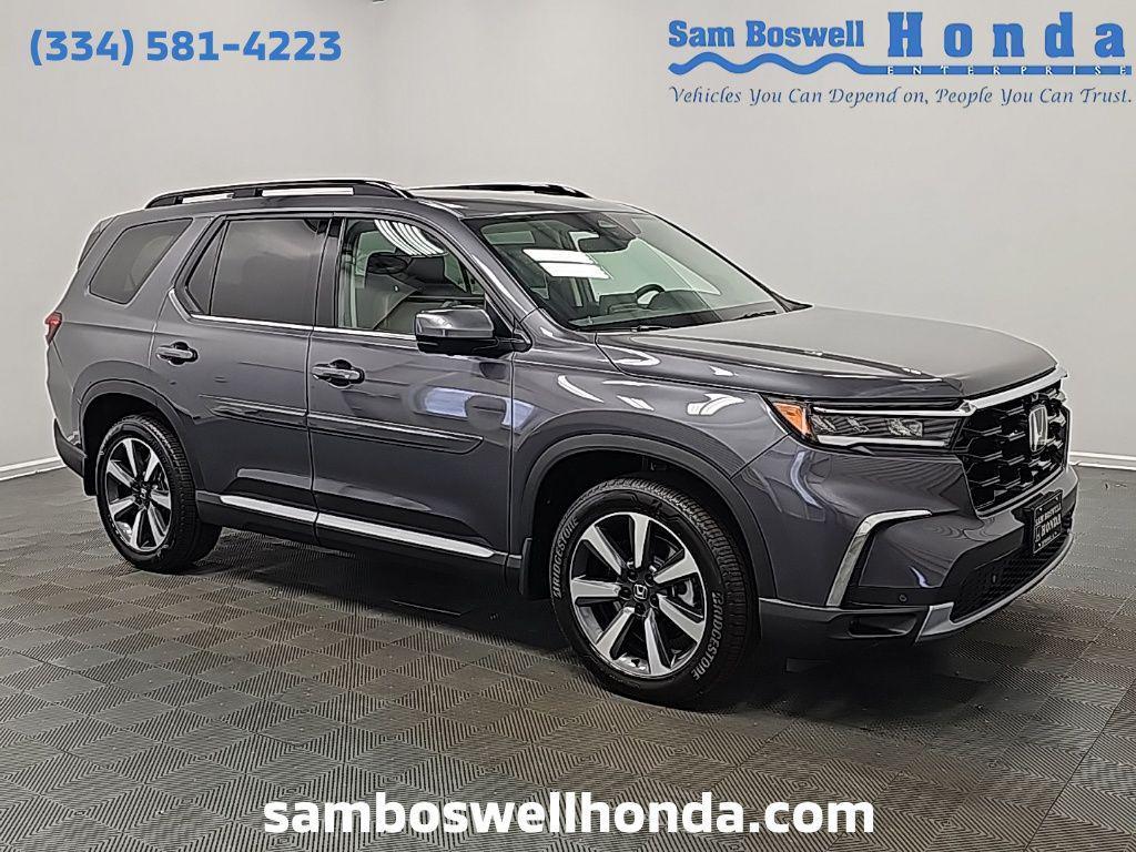 new 2025 Honda Pilot car, priced at $54,530