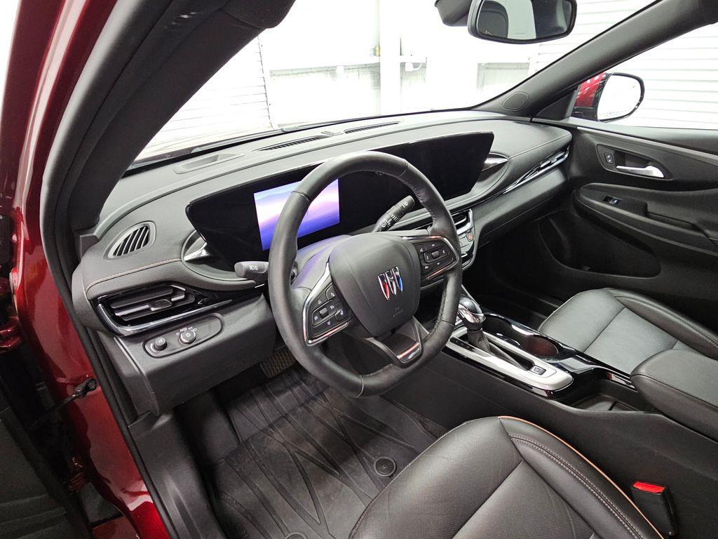 used 2025 Buick Envista car, priced at $28,000