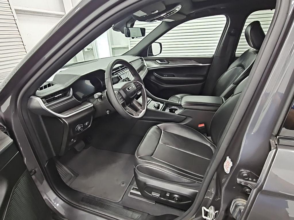used 2024 Jeep Grand Cherokee L car, priced at $33,000