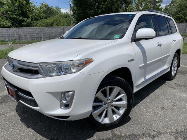 used 2011 Toyota Highlander Hybrid car, priced at $11,990