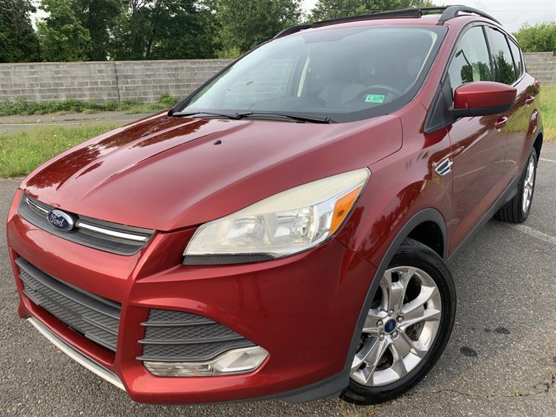 used 2013 Ford Escape car, priced at $5,999
