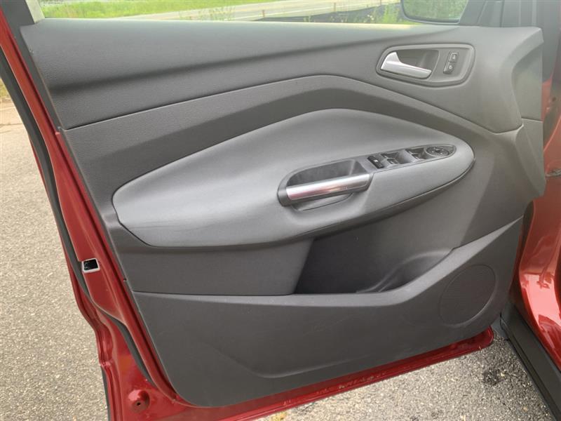 used 2013 Ford Escape car, priced at $5,999