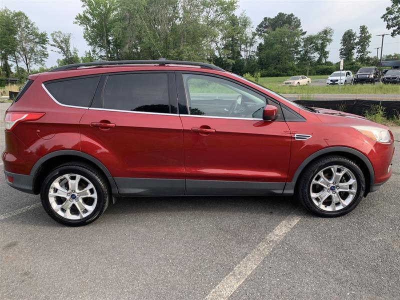 used 2013 Ford Escape car, priced at $5,999