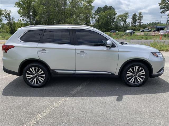 used 2020 Mitsubishi Outlander car, priced at $13,999