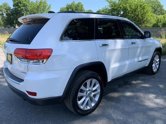 used 2017 Jeep Grand Cherokee car, priced at $14,999