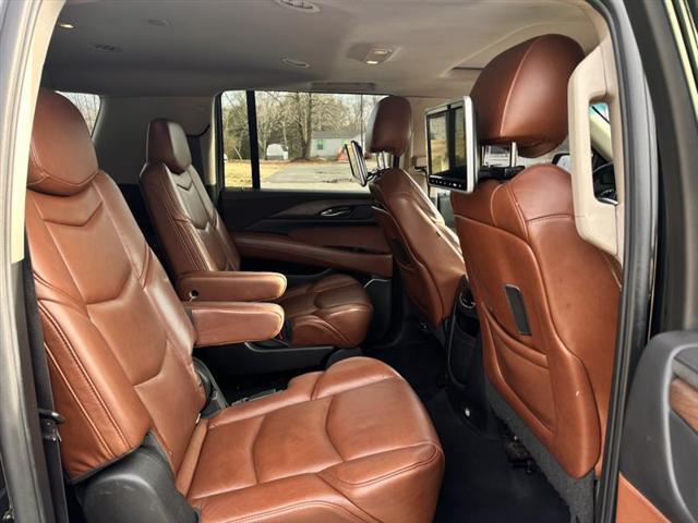 used 2015 Cadillac Escalade ESV car, priced at $21,990