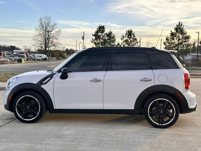 used 2013 MINI Countryman car, priced at $10,995