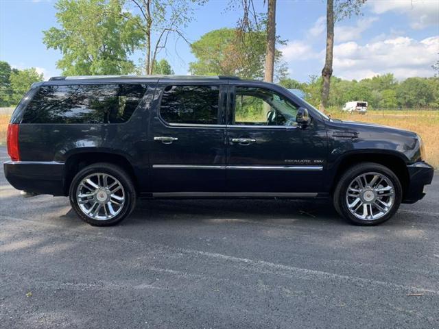 used 2013 Cadillac Escalade ESV car, priced at $15,998