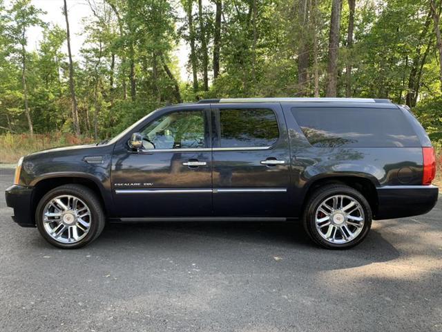 used 2013 Cadillac Escalade ESV car, priced at $15,998