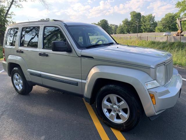 used 2009 Jeep Liberty car, priced at $4,999