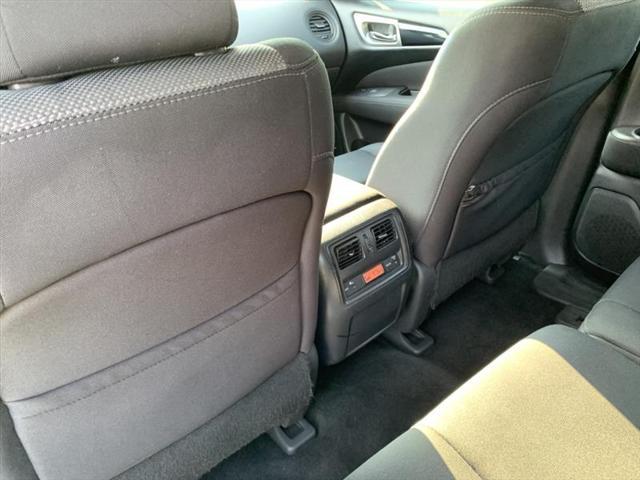 used 2017 Nissan Pathfinder car, priced at $7,999
