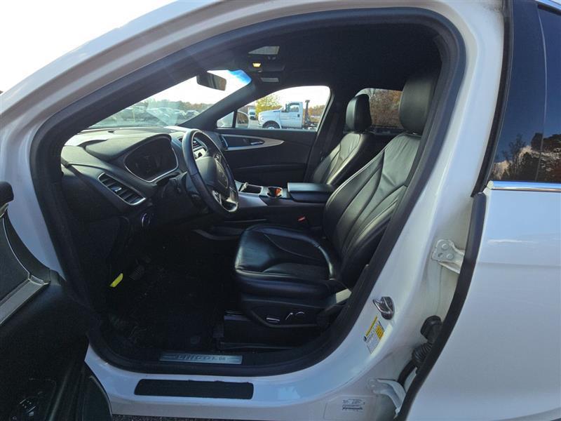 used 2020 Lincoln Nautilus car, priced at $14,999