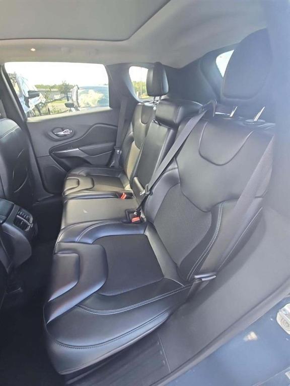 used 2020 Jeep Cherokee car, priced at $14,999