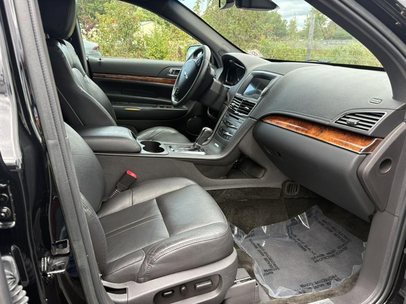 used 2017 Lincoln MKT car, priced at $6,799