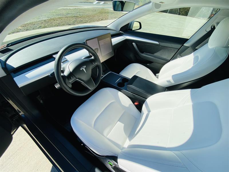 used 2021 Tesla Model 3 car, priced at $32,995