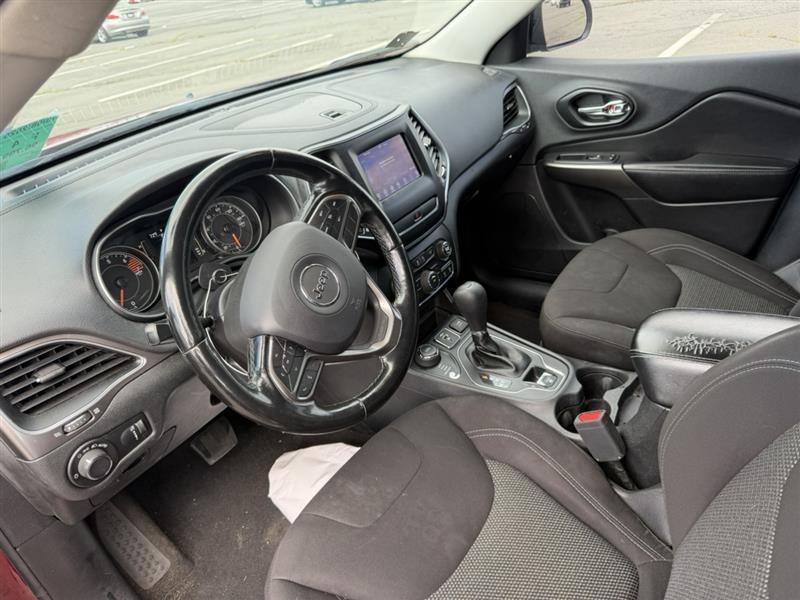 used 2020 Jeep Cherokee car, priced at $13,999