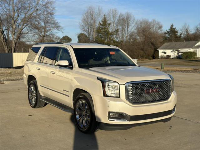 used 2015 GMC Yukon car, priced at $17,989