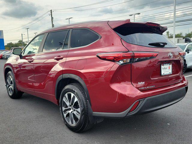 used 2023 Toyota Highlander car, priced at $36,971