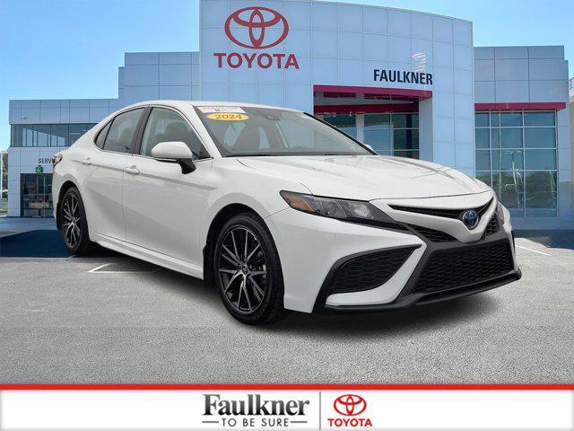 used 2024 Toyota Camry Hybrid car, priced at $28,441