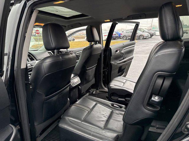 used 2017 Toyota Highlander car, priced at $21,531