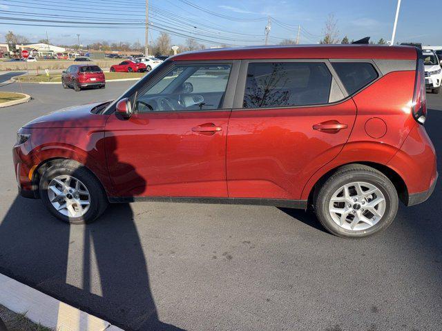 used 2025 Kia Soul car, priced at $19,347