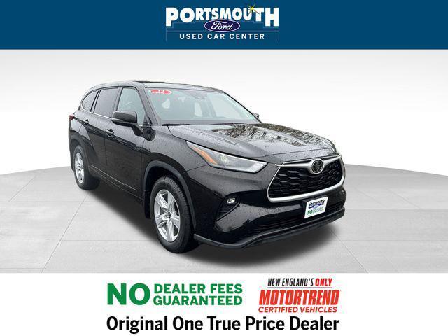 used 2022 Toyota Highlander car, priced at $34,995