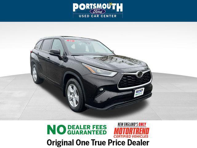 used 2022 Toyota Highlander car, priced at $34,995